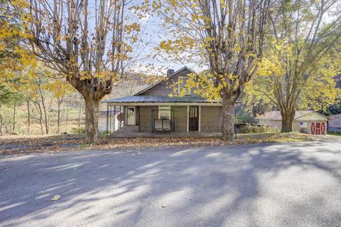 711 Fairview Road Hampton Tn 37658, Hampton, TN 37658