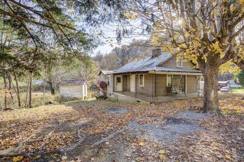 711 Fairview Road Hampton Tn 37658, Hampton, TN 37658 photo 2