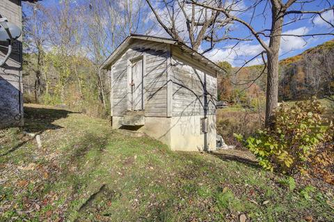 711 Fairview Road Hampton Tn 37658, Hampton, TN 37658 photo 6