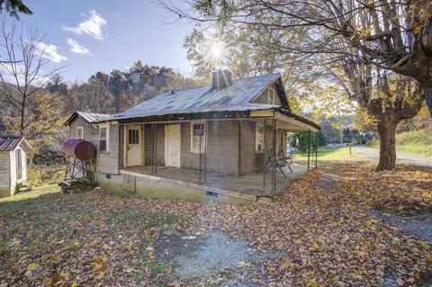 711 Fairview Road Hampton Tn 37658, Hampton, TN 37658 photo 7