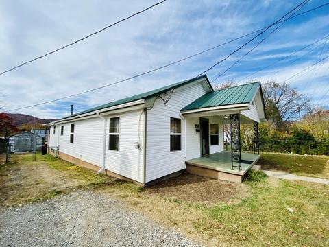 713 Broyles Avenue Erwin Tn 37650, Erwin, TN 37650 photo 4