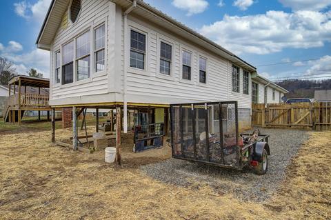 717 Broyles Avenue Erwin Tn 37650, Erwin, TN 37650 photo 9