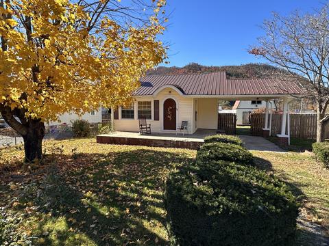 110 Second Avenue Hampton Tn 37658, Hampton, TN 37658 photo 1