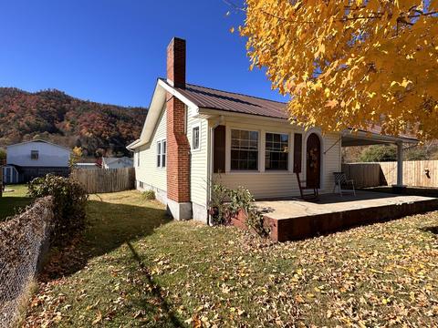 110 Second Avenue Hampton Tn 37658, Hampton, TN 37658 photo 4
