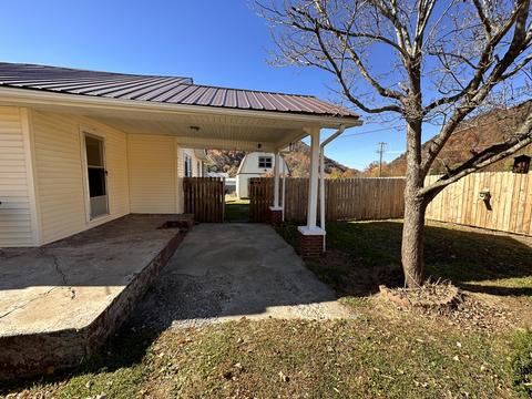 110 Second Avenue Hampton Tn 37658, Hampton, TN 37658 photo 5