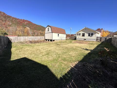 110 Second Avenue Hampton Tn 37658, Hampton, TN 37658 photo 29