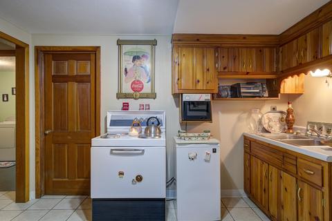 156 E Central Bristol Tn 37620, Bristol, TN 37620 photo 47