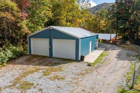 321 Old Clarktown Road Hampton Tn 37658, Hampton, TN 37658 photo 22