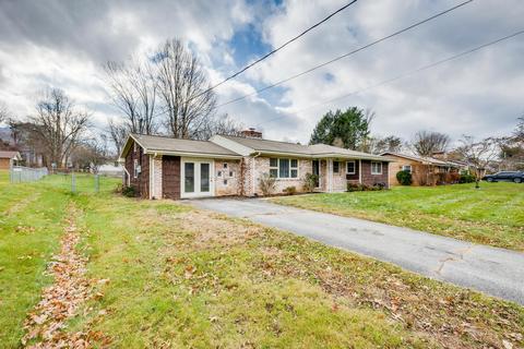 2412 Circleview Drive Johnson City Tn 37604, Johnson City, TN 37604 photo 3