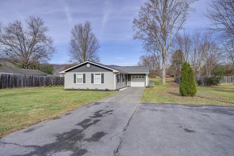 1069 Seventh Street Erwin Tn 37650, Erwin, TN 37650 photo 2
