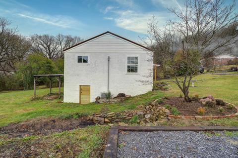 128 Tyler Street Erwin Tn 37650, Erwin, TN 37650 photo 22