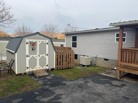 1112 7th Street Erwin Tn 37650, Erwin, TN 37650 photo 10