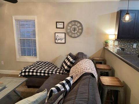 155 Madison Street Erwin Tn 37650, Erwin, TN 37650 photo 2
