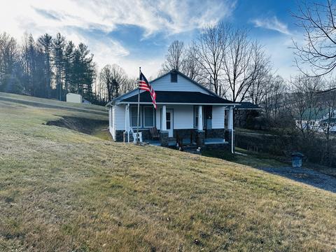 709 May Avenue Sw Coeburn Va 24230, Coeburn, VA 24230