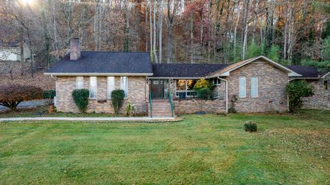 2204 Eagle Drive, Elizabethton, TN 37643