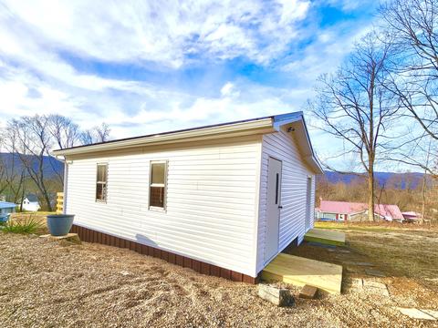 107 Masters St Extension Erwin Tn 37650, Erwin, TN 37650 photo 6
