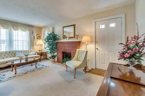 425 Brook Street Damascus Va 24236, Damascus, VA 24236 photo 6