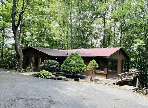 621 SE Woodland Ter Terrace Norton Va 24273, Norton, VA 24273