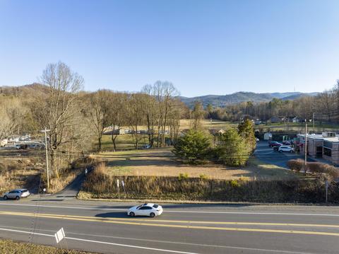 1504 N Main Avenue Erwin Tn 37650, Erwin, TN 37650 photo 2