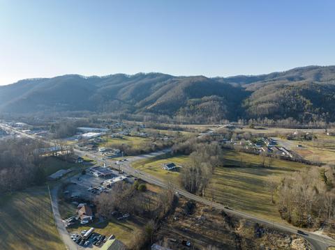 1504 N Main Avenue Erwin Tn 37650, Erwin, TN 37650 photo 17