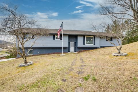 2803 Oak Cliff Court Johnson City Tn 37601, Johnson City, TN 37601