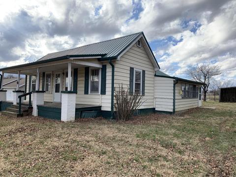 501 Upper Sand Valley Road, Jonesborough, TN 37659