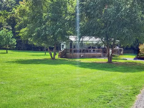 3003 Knob Creek Road Bybee Tn 37713, Bybee, TN 37713