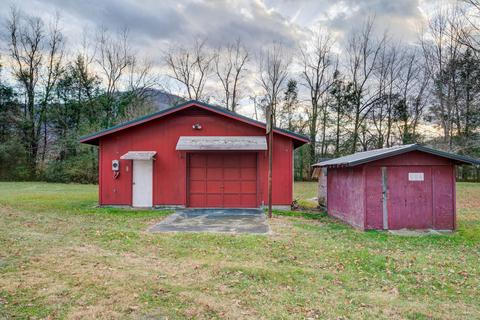 767 First Avenue Hampton Tn 37658, Hampton, TN 37658 photo 25