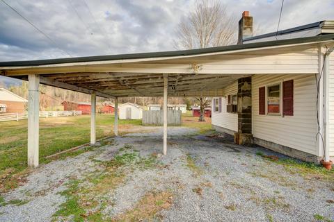 767 First Avenue Hampton Tn 37658, Hampton, TN 37658 photo 4