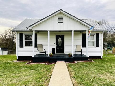 124 Holcomb Street Kingsport Tn 37660, Kingsport, TN 37660