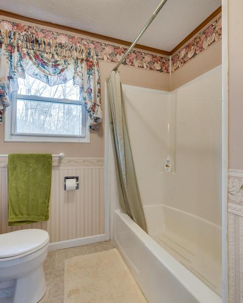 183 Mountain View Circle Hampton Tn 37658, Hampton, TN 37658 photo 13