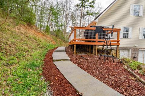 314 Cherokee Circle Erwin Tn 37650, Erwin, TN 37650 photo 16