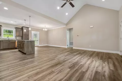 100 Ervin Loop Erwin Tn 37650, Erwin, TN 37650 photo 14
