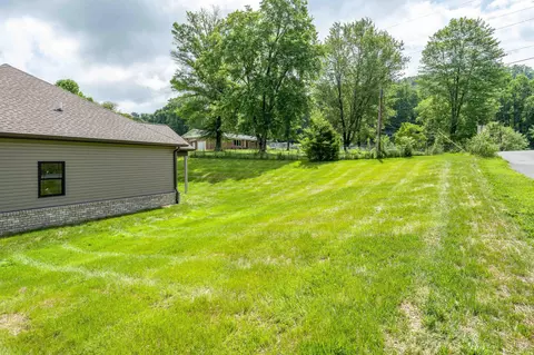 100 Ervin Loop Erwin Tn 37650, Erwin, TN 37650 photo 41