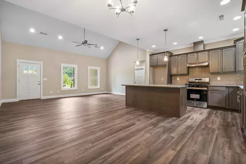 100 Ervin Loop Erwin Tn 37650, Erwin, TN 37650 photo 21