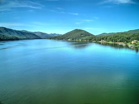 lot Apt 98 Harbor Pointe Butler Tn 37640, Butler, TN 37640