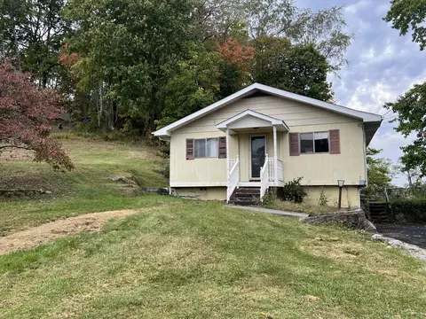 102106 SE Cherry Street Wise Va 24293, Wise, VA 24293