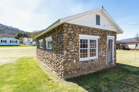 845 Spring Street Erwin Tn 37650, Erwin, TN 37650 photo 10