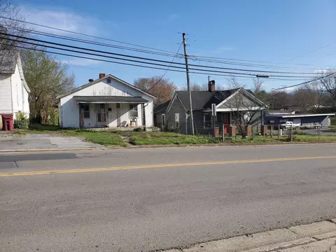 2100 2100 12 East Unaka Avenue Johnson City Tn 37601, Johnson City, TN 37601
