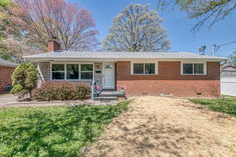 1358 Wooddale Circle Kingsport Tn 37664, Kingsport, TN 37664