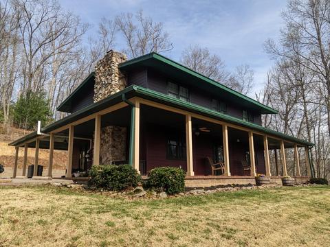 8421 Woodridge Road Wise Va 24293, Wise, VA 24293