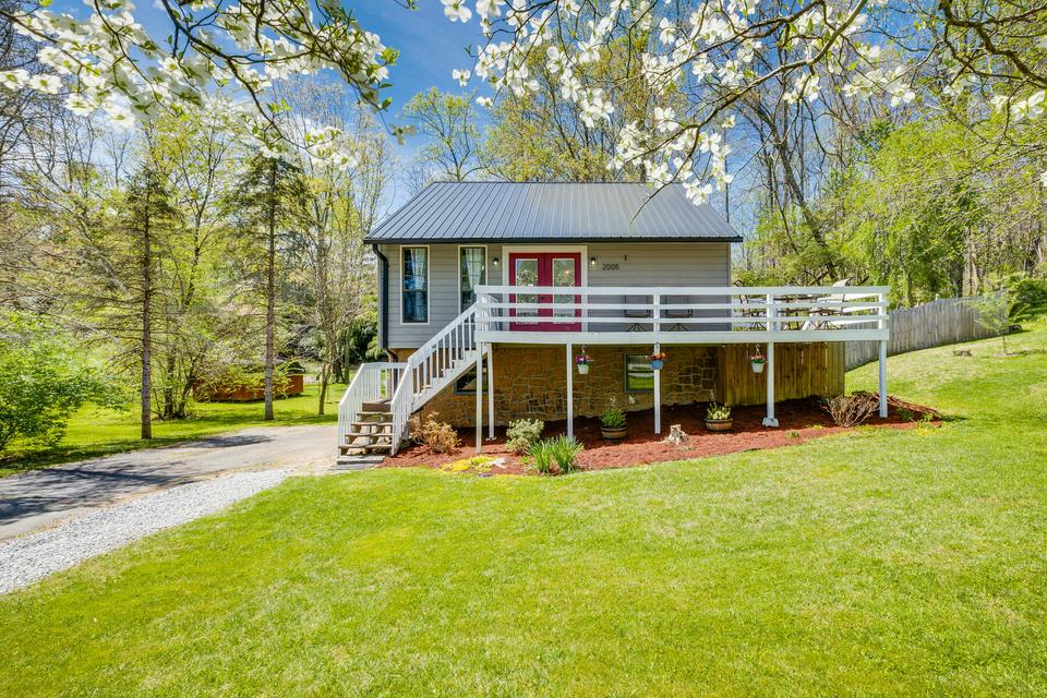 2005 Dusty Drive, Johnson City, TN 37604 38 Photos Movoto