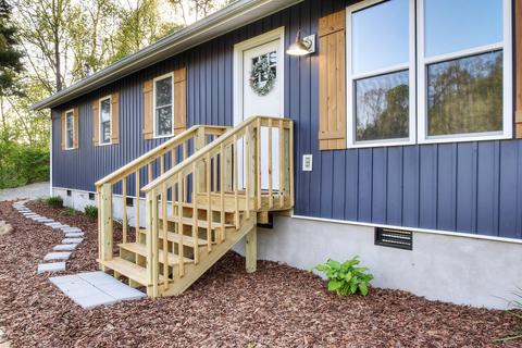 207 Coal Chute Road, Elizabethton, TN 37643
