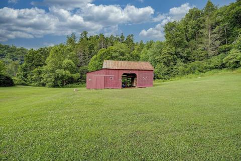 5781 Highway 19-e Hampton Tn 37658, Hampton, TN 37658 photo 2