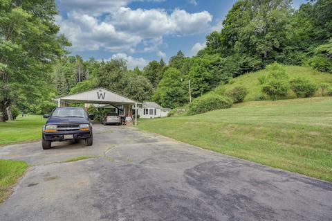 5781 Highway 19-e Hampton Tn 37658, Hampton, TN 37658 photo 32
