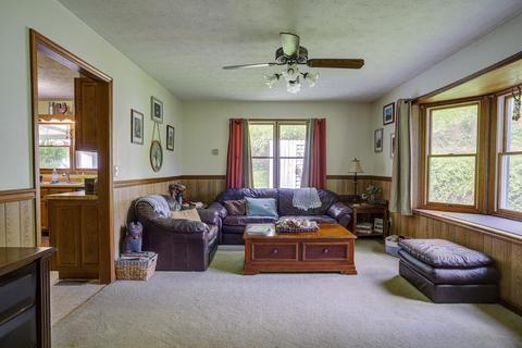 5781 Highway 19-e Hampton Tn 37658, Hampton, TN 37658 photo 13