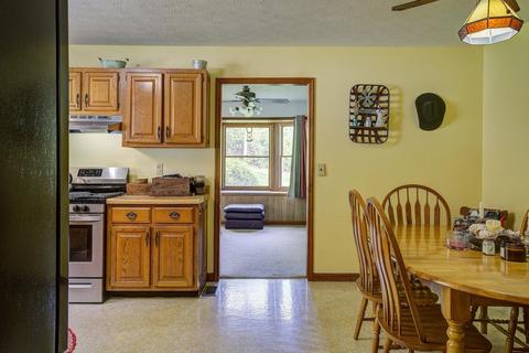 5781 Highway 19-e Hampton Tn 37658, Hampton, TN 37658 photo 8