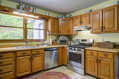 5781 Highway 19-e Hampton Tn 37658, Hampton, TN 37658 photo 7