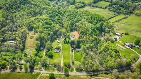 359 Adams Chapel Road Blountville Tn 37617, Blountville, TN 37617