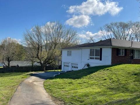 136 Polk Street Erwin Tn 37650, Erwin, TN 37650 photo 2